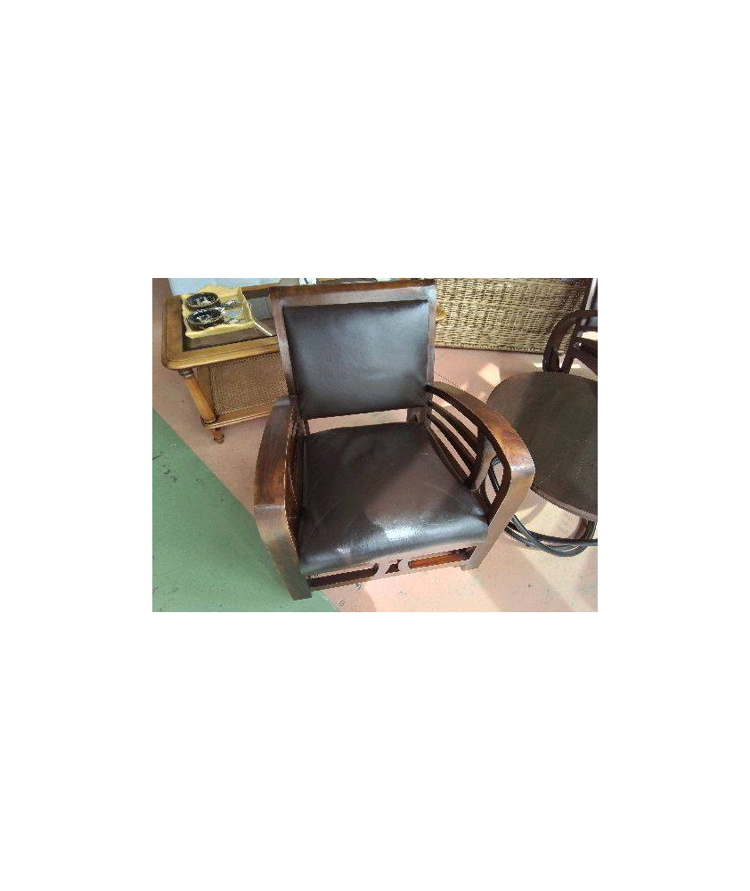 FAUTEUIL STYLE COLONIALE 