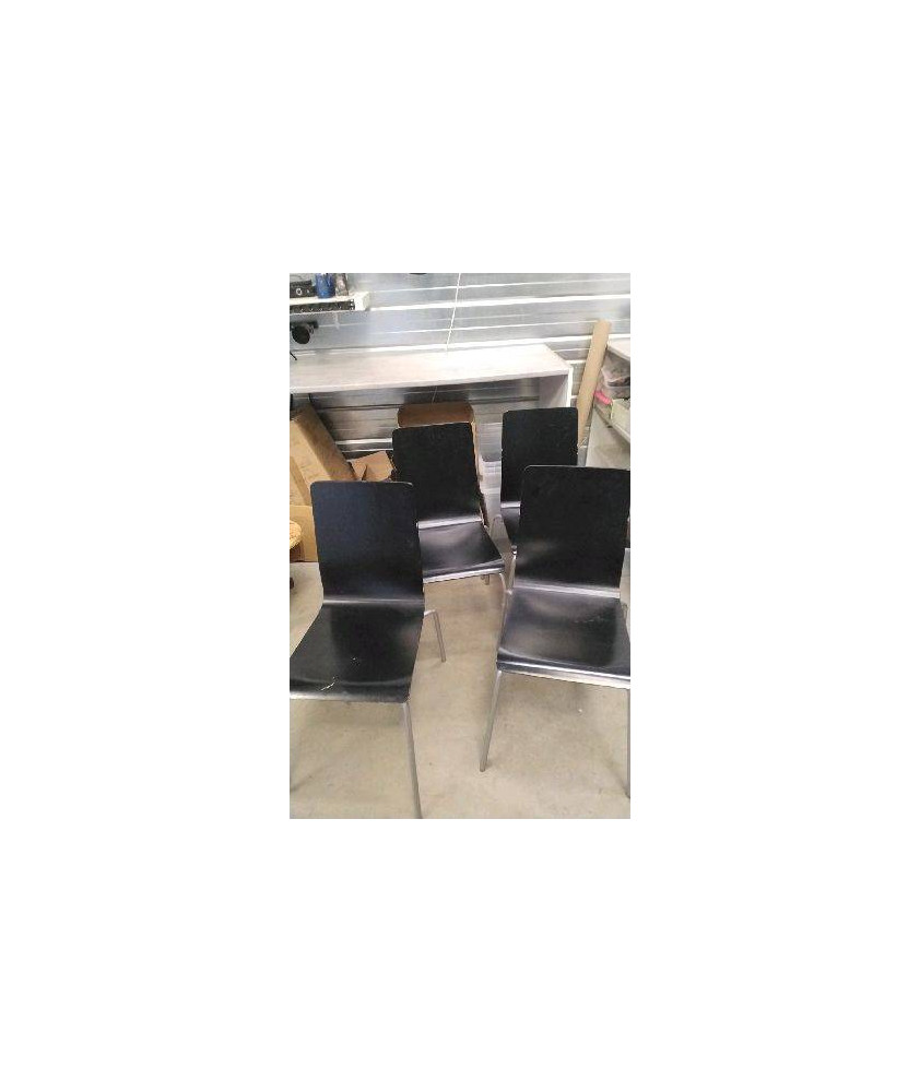 CHAISE NOIRE EN L’ETAT