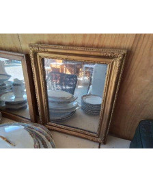 MIROIR RECTANGULAIRE CADRE DORÉ MOTIF FLORAL 