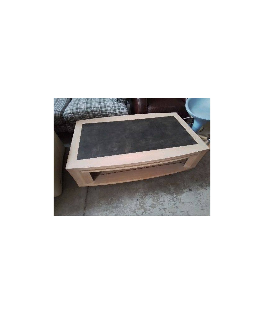 TABLE BASSE MODERNE