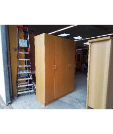 ARMOIRE 4 PORTES 