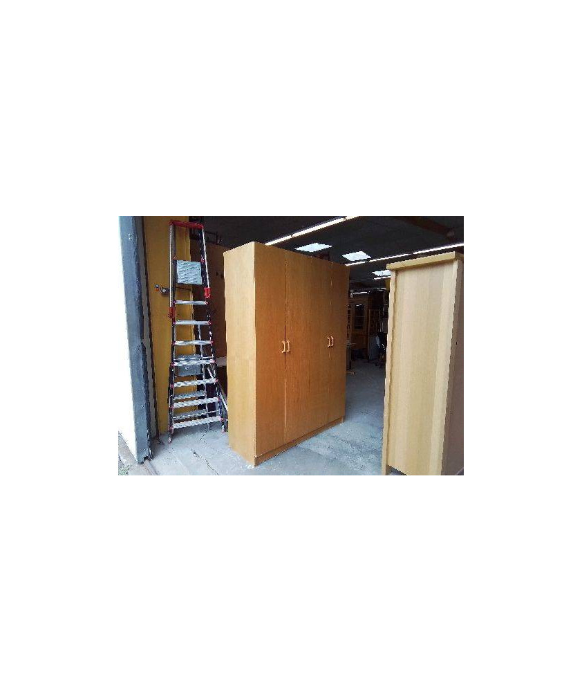 ARMOIRE 4 PORTES 