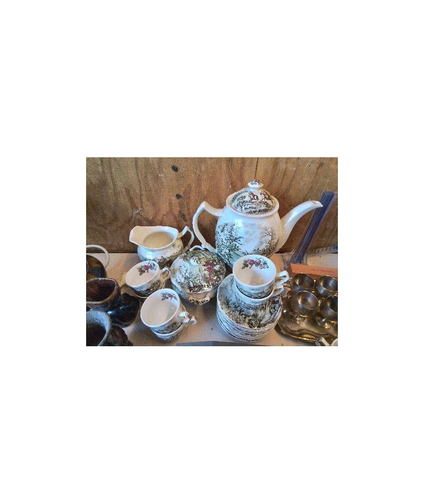 SERVICE EN PORCELAINE 