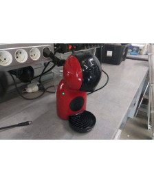 CAFETIERE DOLCE GUSTO ROUGE 