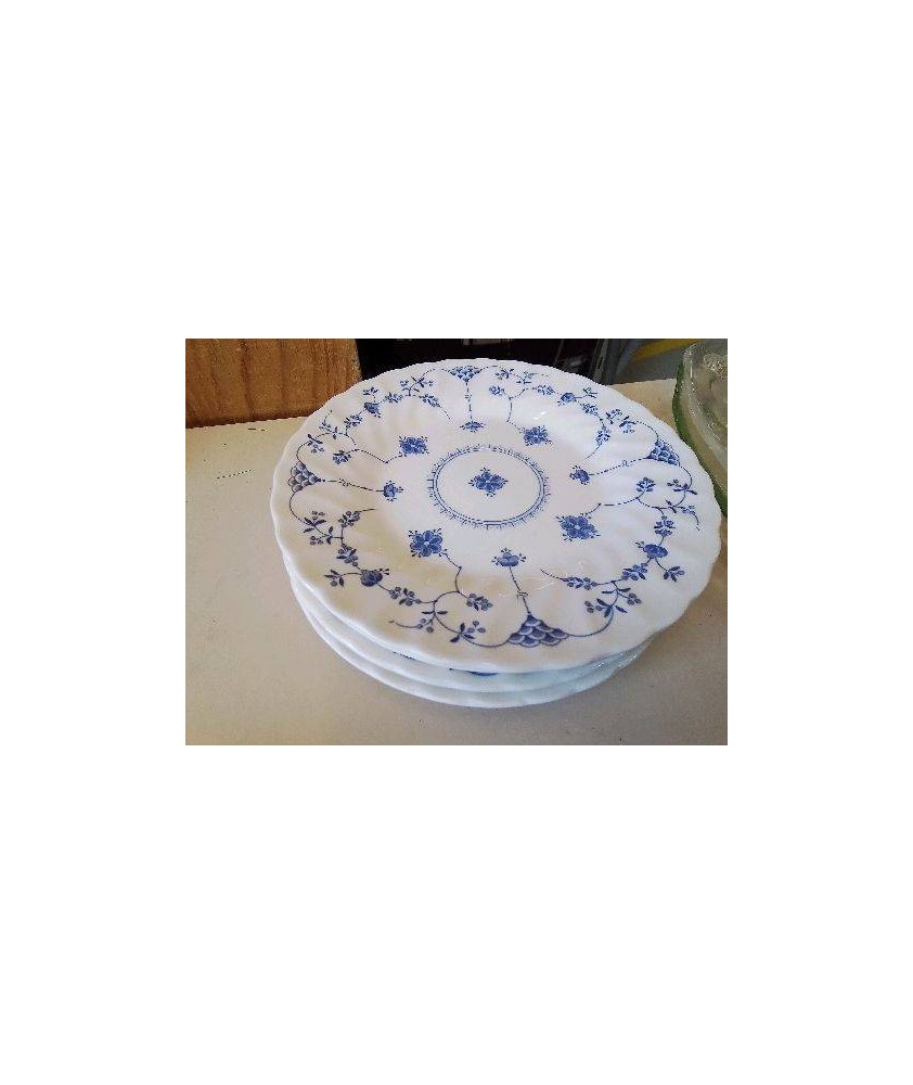 LOT DE 5 ASSIETTES EN PORCELAINE 