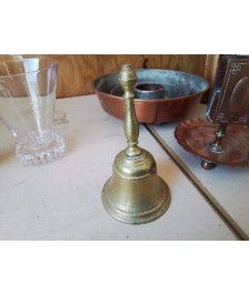 PETITE CLOCHE EN BRONZE