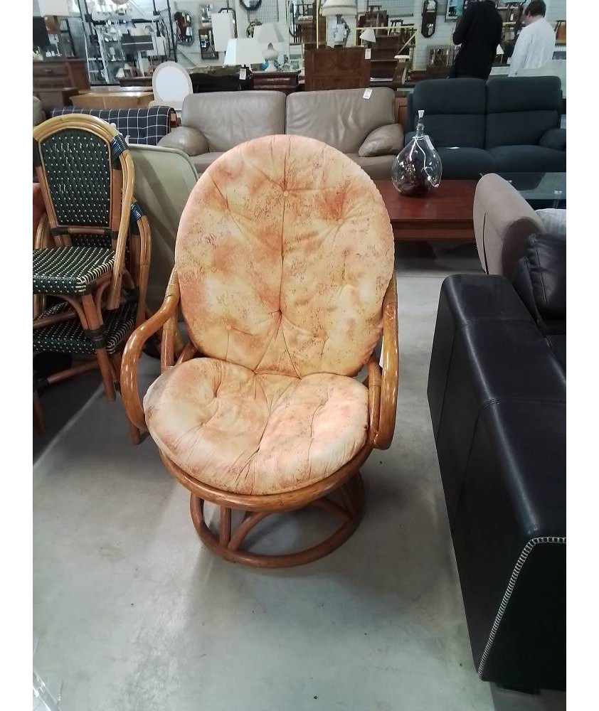 FAUTEUIL ROTIN PIVOTANT COUSSIN JAUNE 