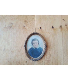 CADRE OVALE DORÉ ENFANT 