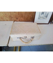 PETITE VALISE EN PAYE TRESSÉ 