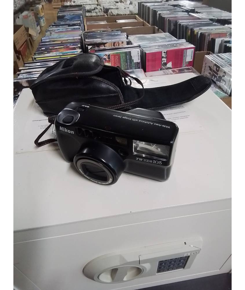 APPAREIL PHOTO NIKON TW ZOOM 105