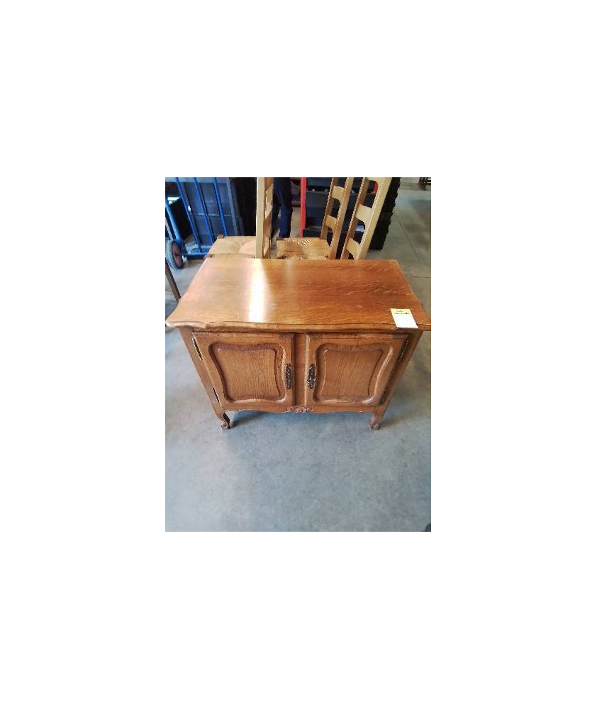 BUFFET MOULURÉ 2 PORTES STYLE REGENCE COQUILLE 