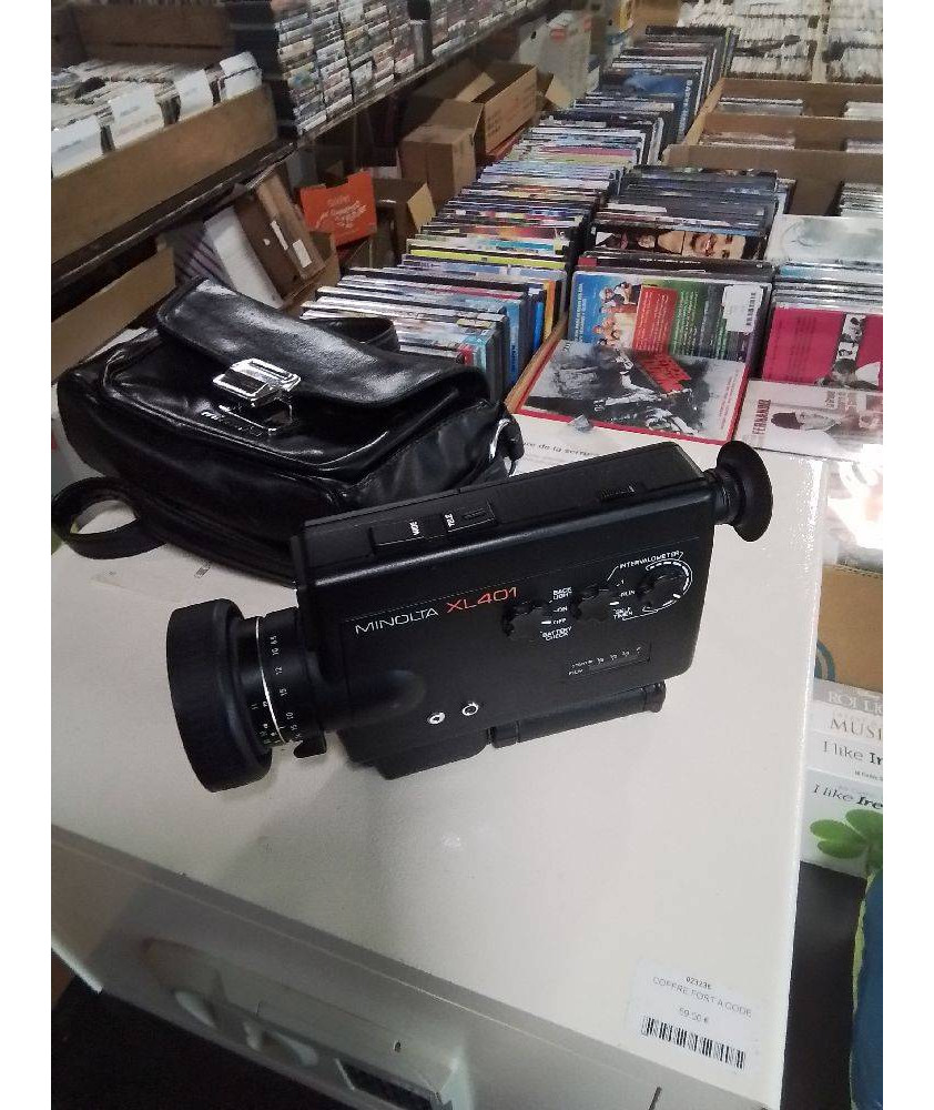 CAMERA MINOLTA XL 401