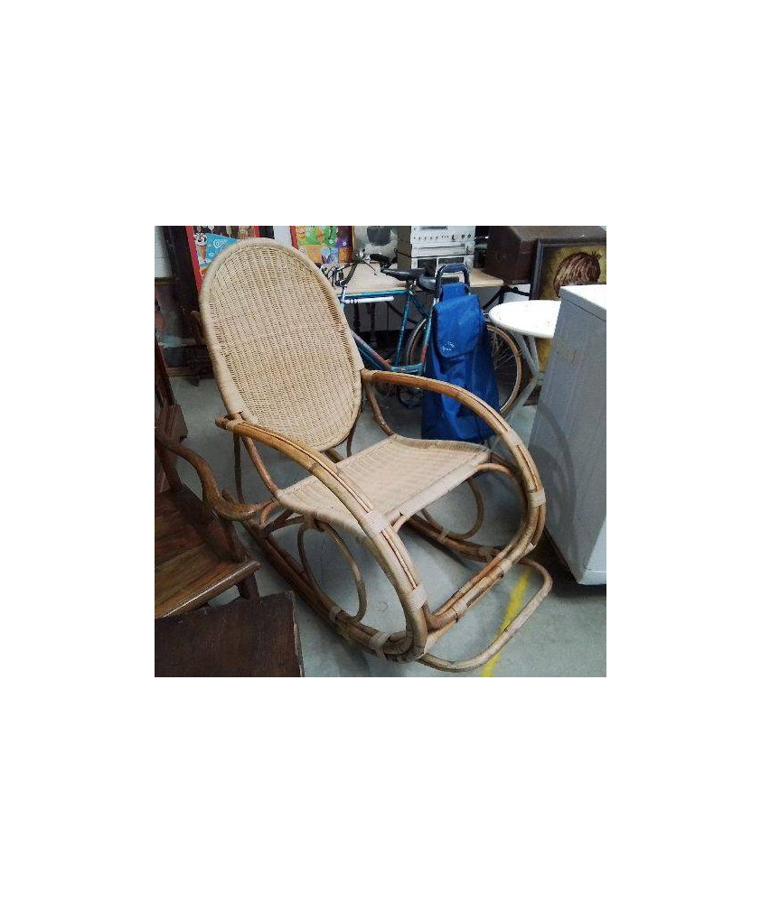 ROCKING CHAIR 