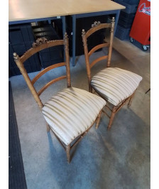 PAIRE SE CHAISES BOIS ASSISE CAPITONNÉ TISSU ECRU A RAYURES STYLE LOUIS XVI 