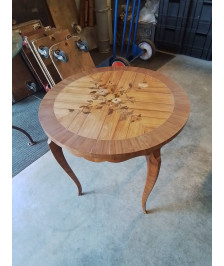 GUERIDON ROND BOIS CLAIR PLATEAU MARQUETÉ DÉCOR AUX ROSES