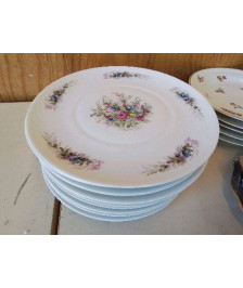 LOT DE 9 ASSIETTES A DESSERT 