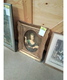 TABLEAU JEUNE FILLE CADRE BOIS DORÉ GRAVÉ 