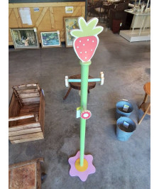 PORTE MANTEAU ENFANT BOIS VERT AUX FRAISES 
