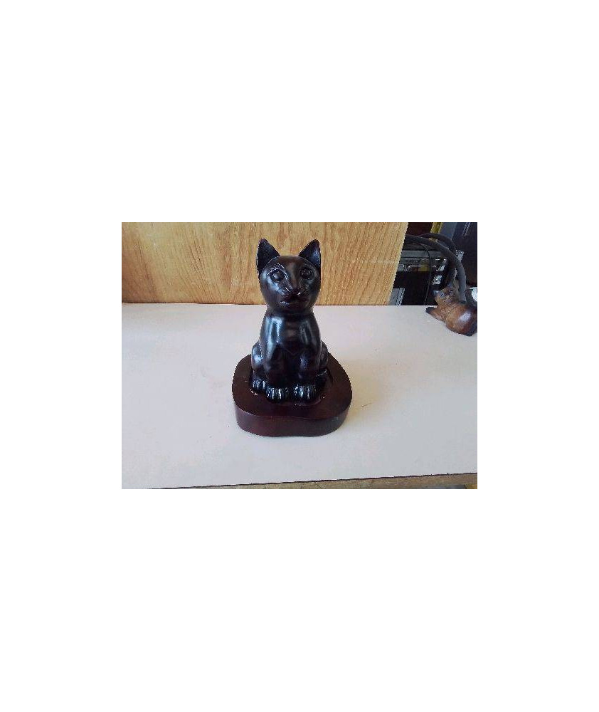 CHAT EN BOIS AVEC SOCLE