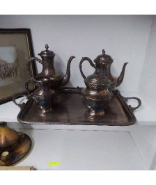 5 PIECES EN METAL ARGENTÉ 