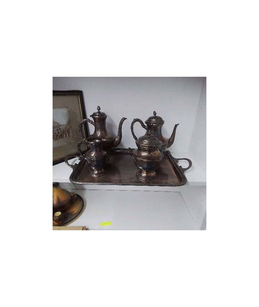 5 PIECES EN METAL ARGENTÉ 