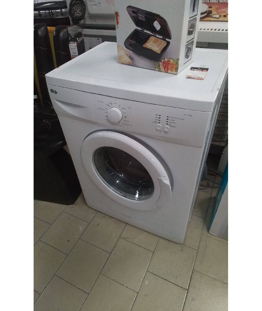 MACHINE A LAVER FAR