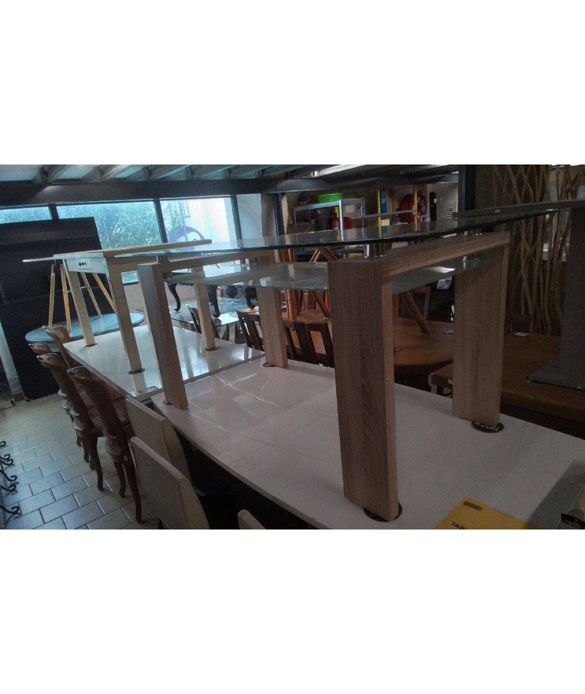 TABLE DE SAM VERRE 