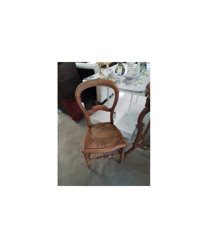 CHAISE NAPOLÉON III BOIS CLAIR ASSISE PERFORÉE 