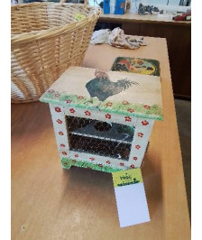 CAVE A OEUFS BOIS PEINT AU COQ 1 PORTE GRILLAGÉ 