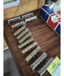 12 PORTES COUTEAU MÉTAL 