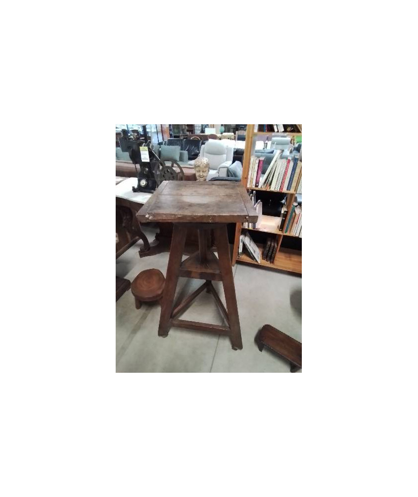 SELLETTE  DE SCULPTURE BOIS DEBUT XXE