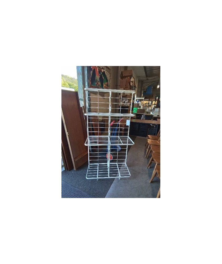 ETAGERE FER FORGE LAQUE ET LAITON