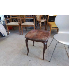 PETIT BOUT DE CANAPÉ OU TABLE D’APPOINT