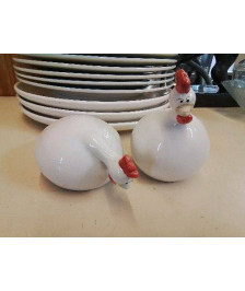 PETITE POULE EN CERAMIQUE 