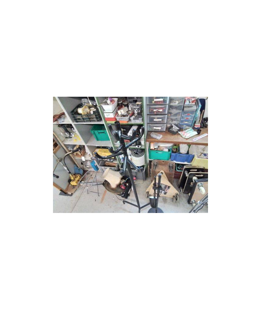 PORTE MANTEAU SUR PIED