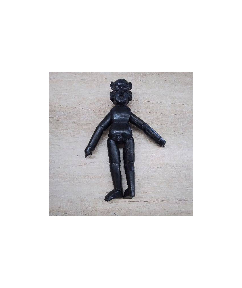 POUPÉE DE FERTILITÉ ASIATIQUE