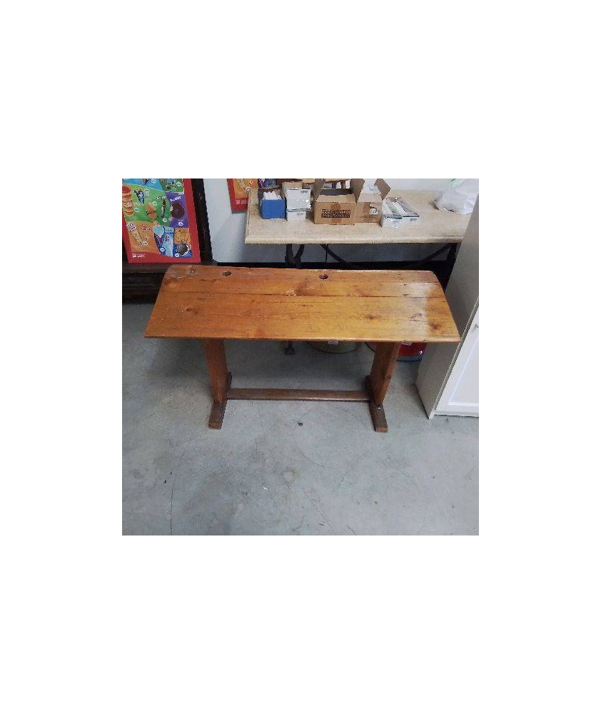 BUREAU D’ECOLIER (ENCRIERS EN CAISSE)