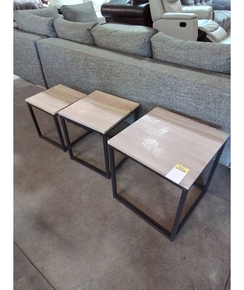 3 TABLES BASSES GIGOGNES PIÈTEMENT MÉTAL NOIR PLATEAU BOIS CLAIR