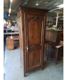 BONNETIÈRE BOIS MOULURÉ ET SCULPTÉ D’ÉPOQUE RÉGENCE XVIIE