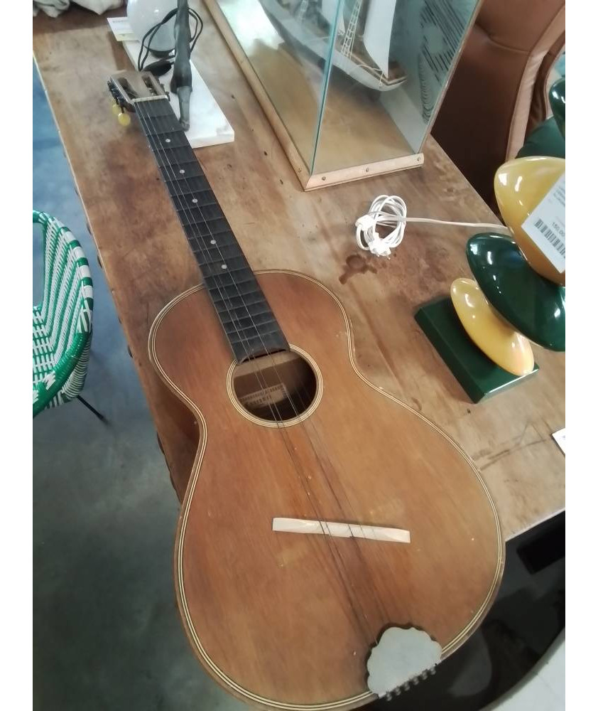 GUITARE ACOUSTIQUE COUESNON LUTHIER MIRRECOURT  