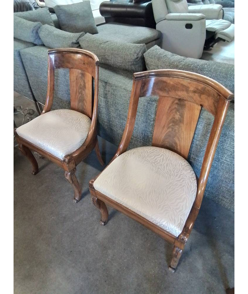 PAIRE DE CHAISES GONDOLE BOIS CLAIR CAPITONNÉ STYLE EMPIRE FIN XIXE 