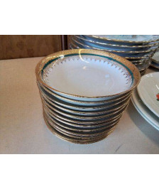 LOT DE 12 COUPELLES EN PORCELAINE 