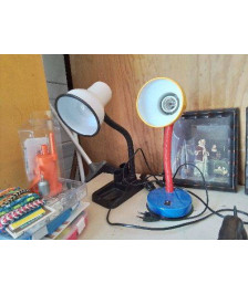 LAMPE DE BUREAU/ATELIER 