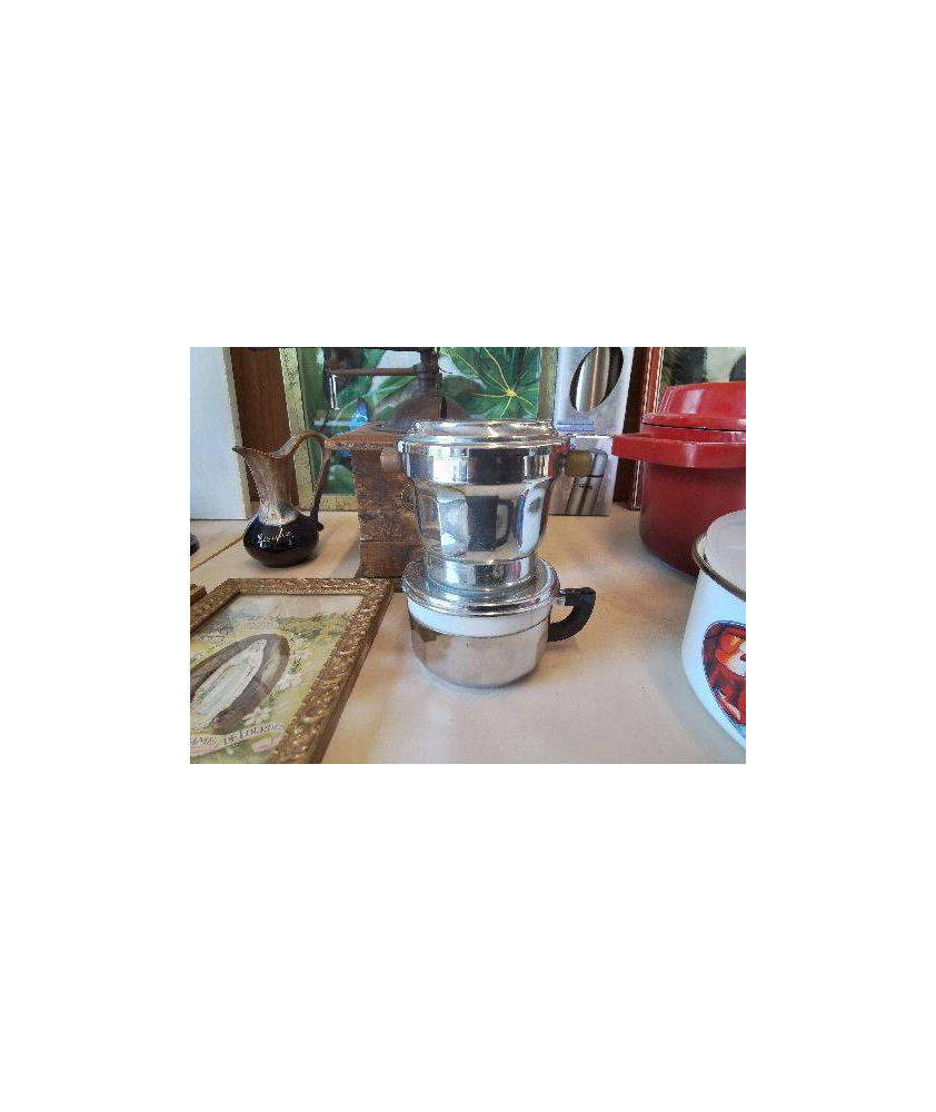 PETITE CAFETIERE 