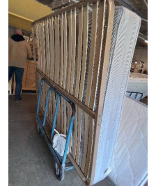 SOMMIER CADRE MÉTAL CRÈME A LATTES AVEC 4 PIEDS 160X200CM