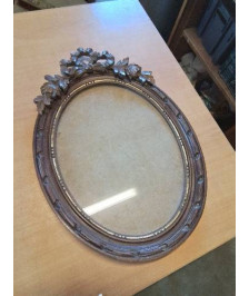 ENCADREMENT OVALE BOIS SCULPTÉ STYLE LOUIS XVI