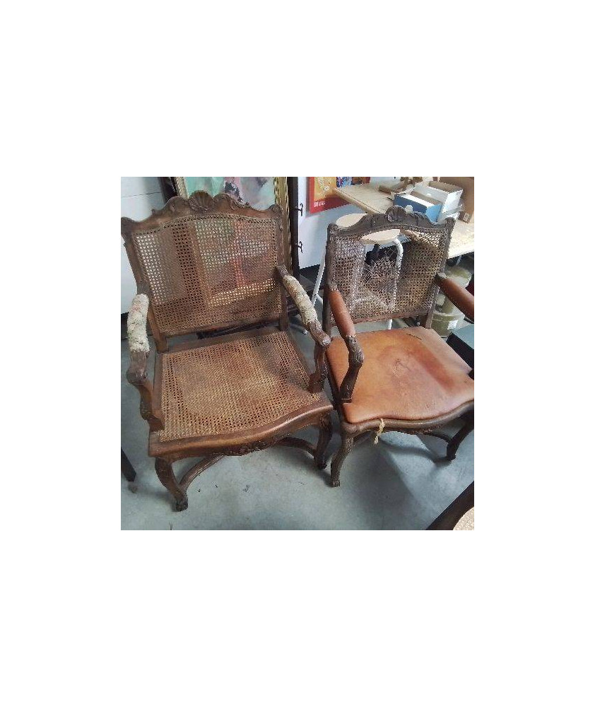 PAIRE DE FAUTEUILS REGENCE EN L’ETAT