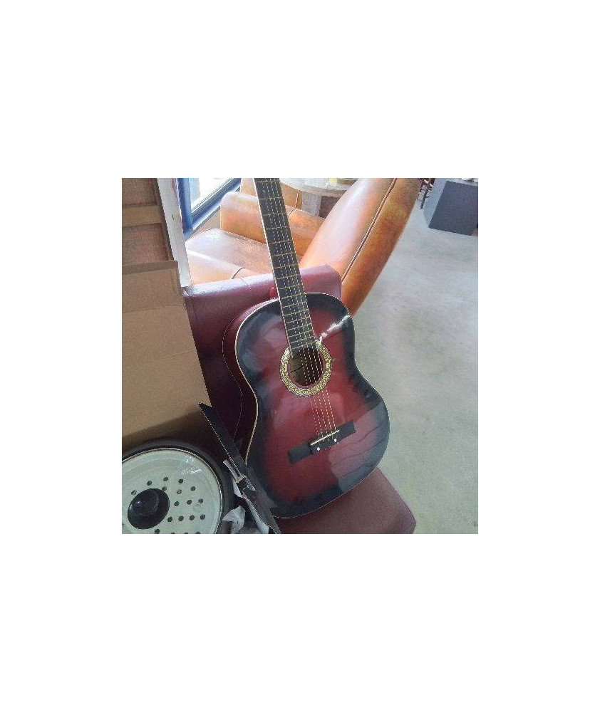 GUITARE ROUGE