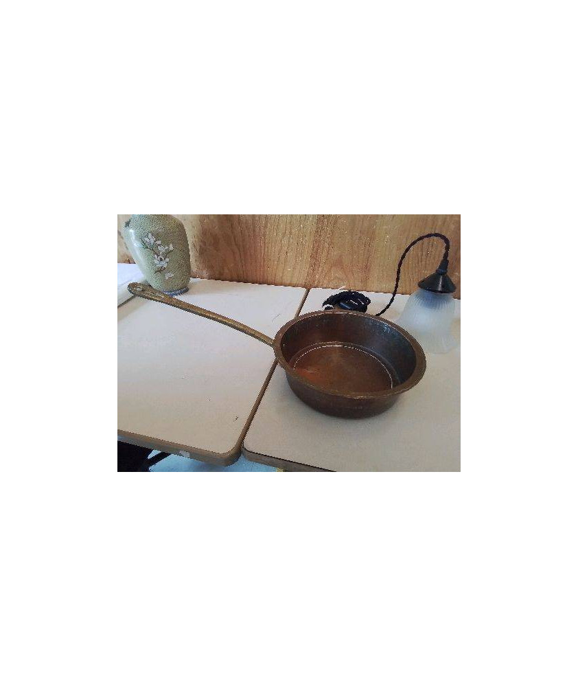 PETITE CASSEROLE EN CUIVRE
