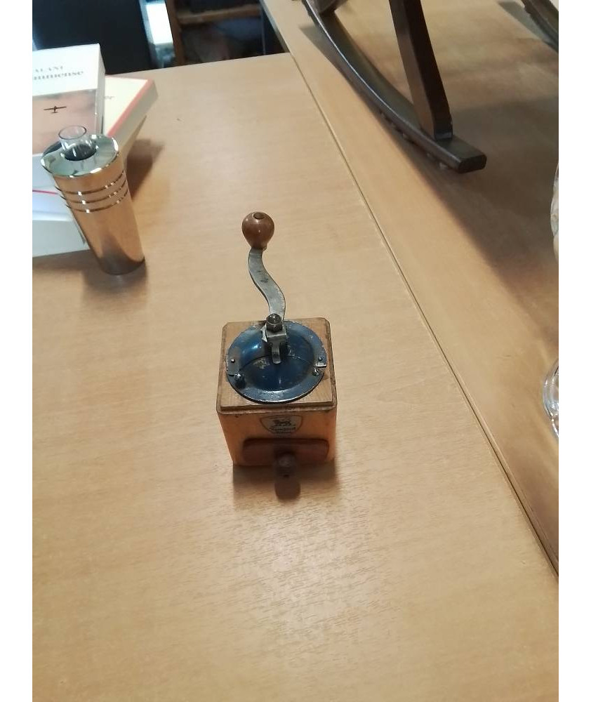 MOULIN A POIVRE PEUGEOT DÉBUT XXE